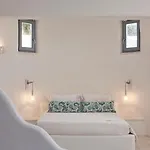 Votsalo - Semi Based With Indoor Garden - Part Of White Dunes Luxury Boutique